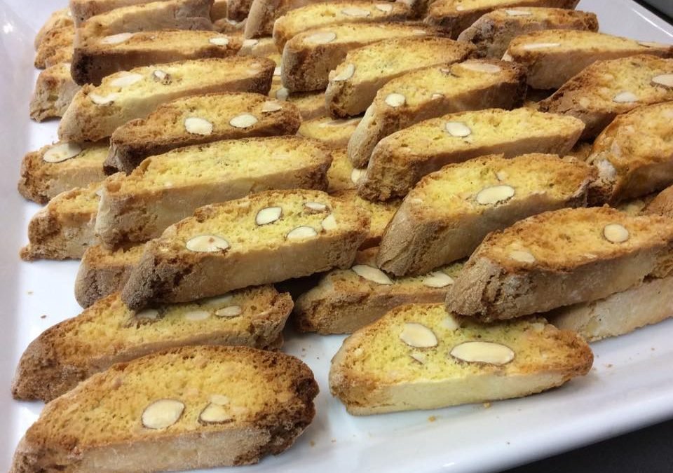 Roberto Trovò – Mani in pasta: i biscotti tradizionali italiani